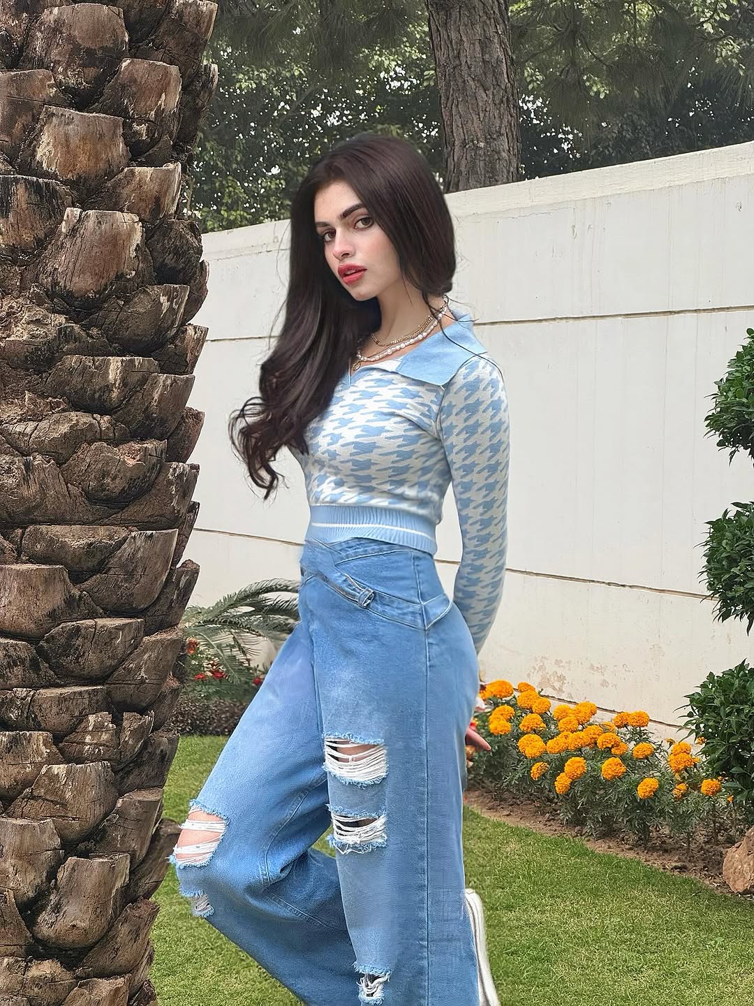 Maya Karachi Escort Model